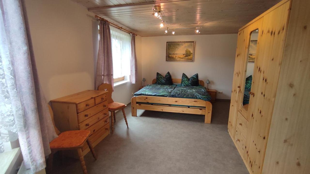 Ferienwohnung Lang Брайтенбрун Екстериор снимка